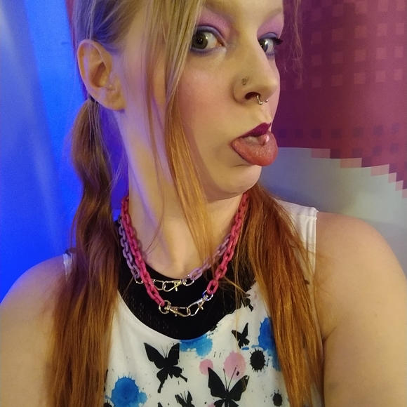 Meet your posher Bekka! - Picture 3 of 3